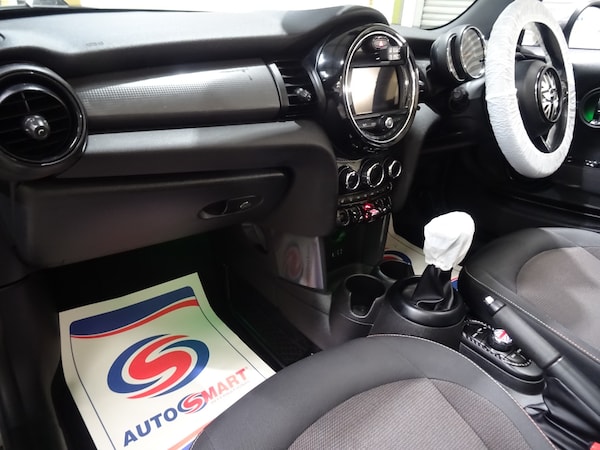 Used MINI Convertible 2017 for sale - 76332400: Photo 5