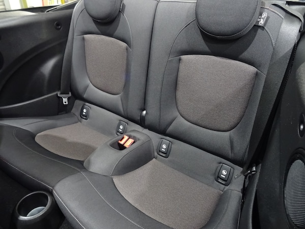 Used MINI Convertible 2017 for sale - 76332400: Photo 6