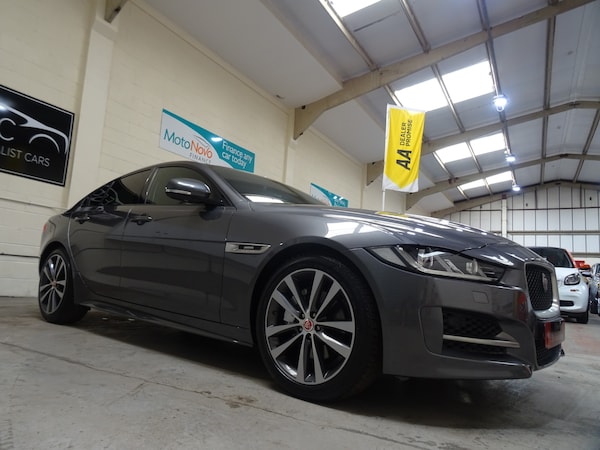 Used Jaguar XE 2018 for sale - 75535746: Photo 21