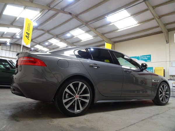 Used Jaguar XE 2018 for sale - 75535746: Photo 34