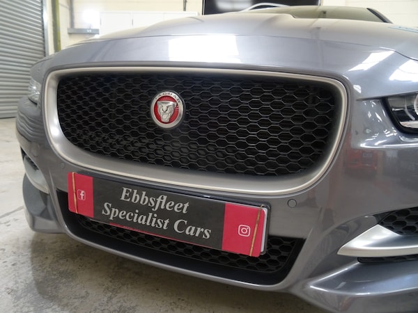 Used Jaguar XE 2018 for sale - 75535746: Photo 39