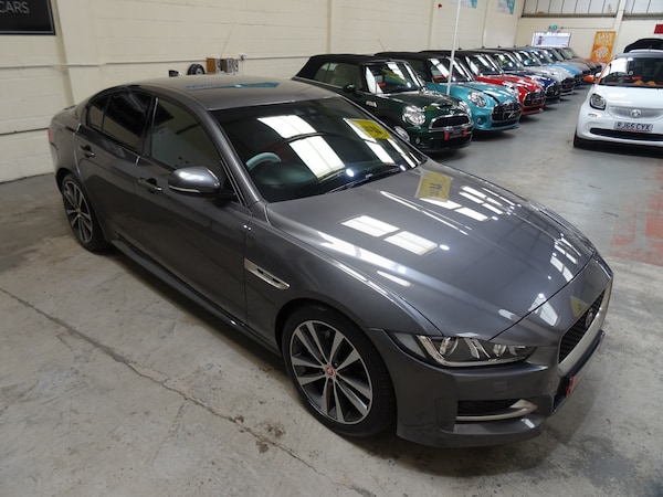 Used Jaguar XE 2018 for sale - 75535746: Photo 46