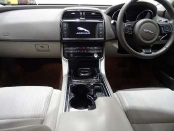 Used Jaguar XE 2017 for sale - 74865117: Photo