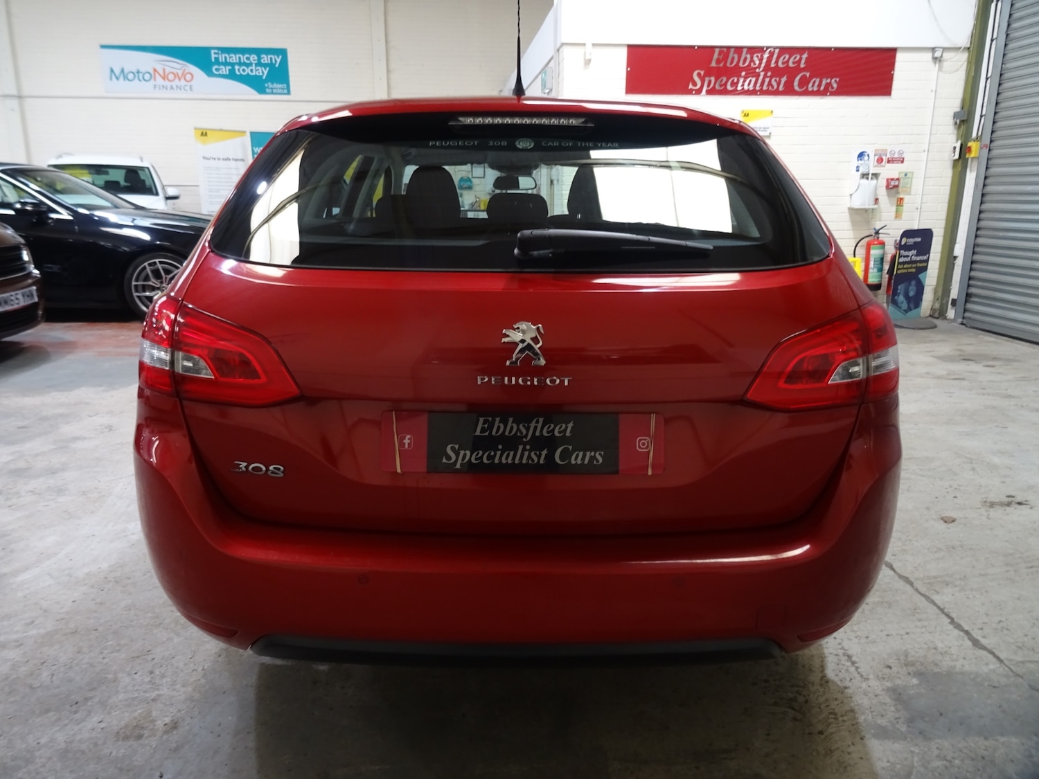 Used Peugeot 308 2015 for sale - 77819111: Photo 10