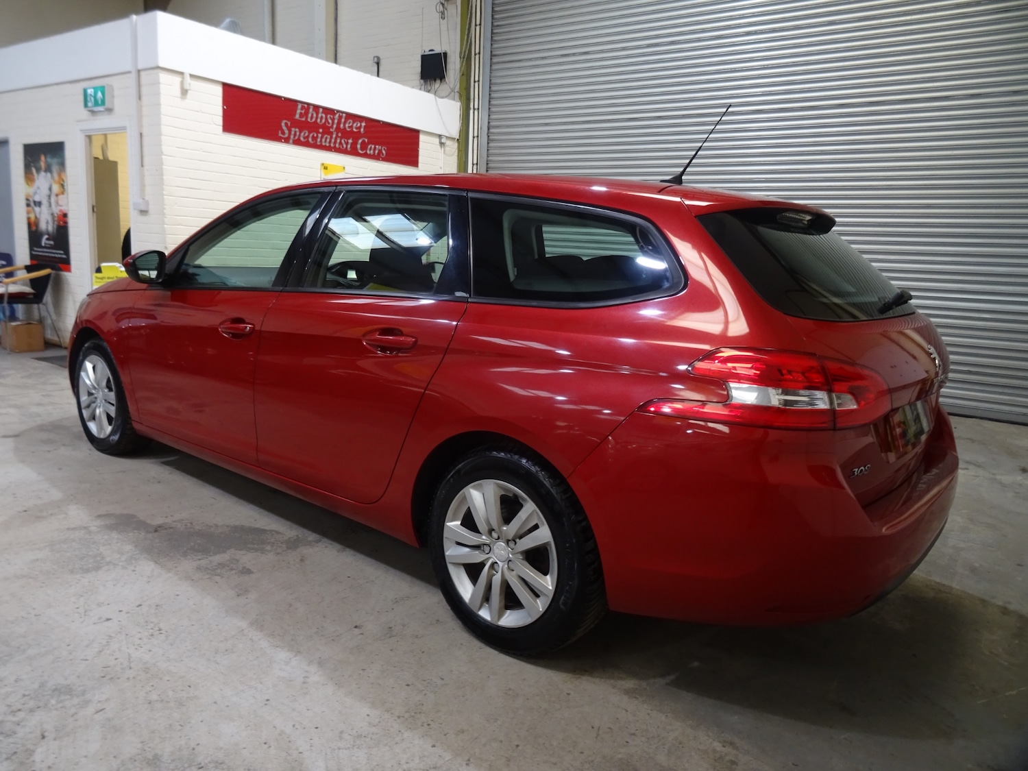Used Peugeot 308 2015 for sale - 77819111: Photo 11
