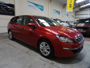 Used Peugeot 308 2015 for sale - 77819111: Photo