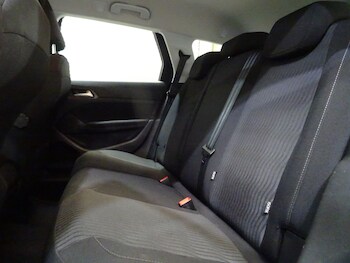 Used Peugeot 308 2015 for sale - 77819111: Photo