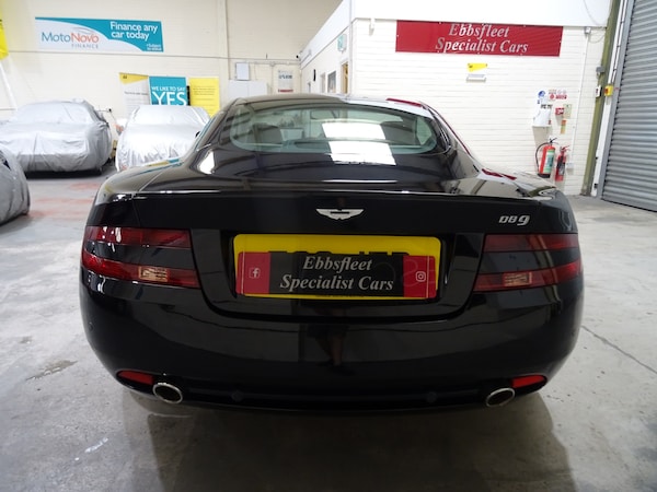 Used Aston Martin DB9 2005 for sale - 75334060: Photo 11