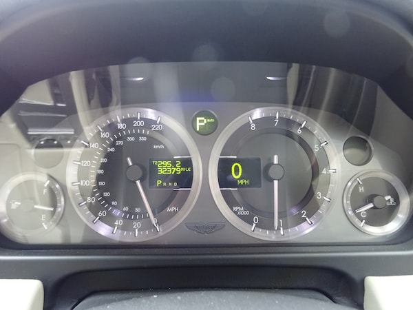Used Aston Martin DB9 2005 for sale - 75334060: Photo 3