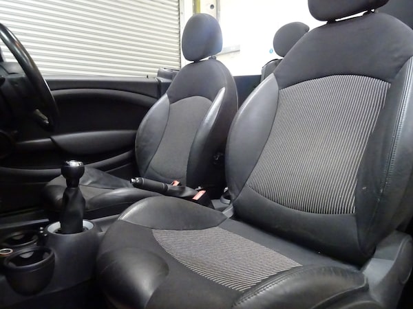 Used MINI Convertible 2012 for sale - 75796949: Photo 2
