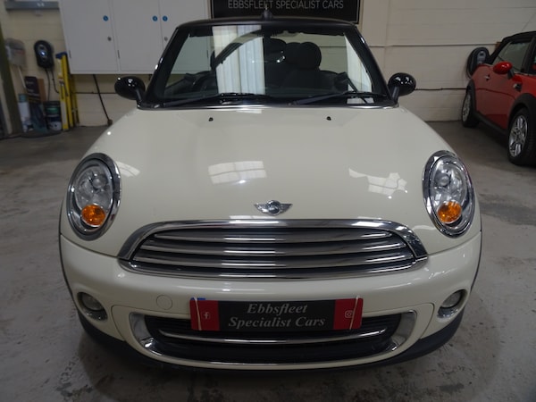 Used MINI Convertible 2012 for sale - 75796949: Photo 6