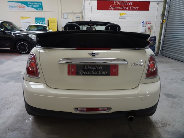 Used MINI Convertible 2012 for sale - 75796949: Photo 8