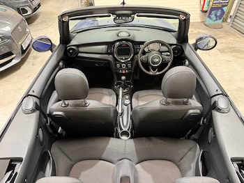 Used MINI Convertible 2018 for sale - 78531964: Photo