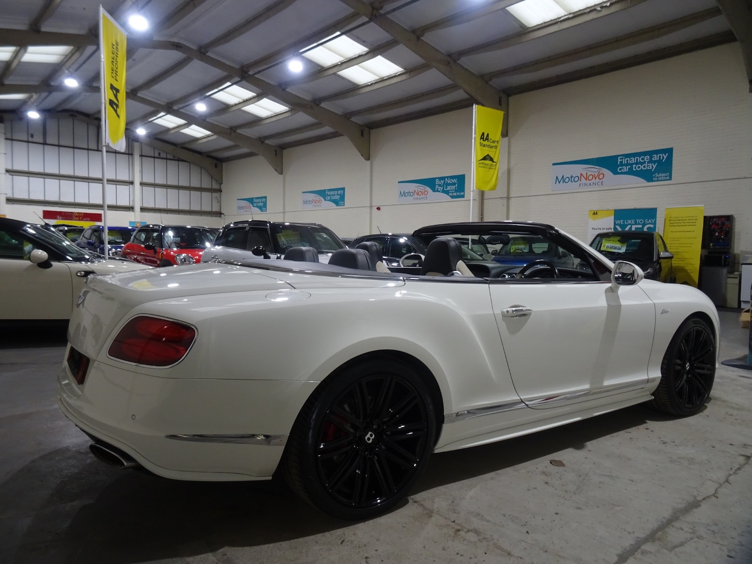 Used Bentley Continental 2015 for sale - 76681627: Photo 12