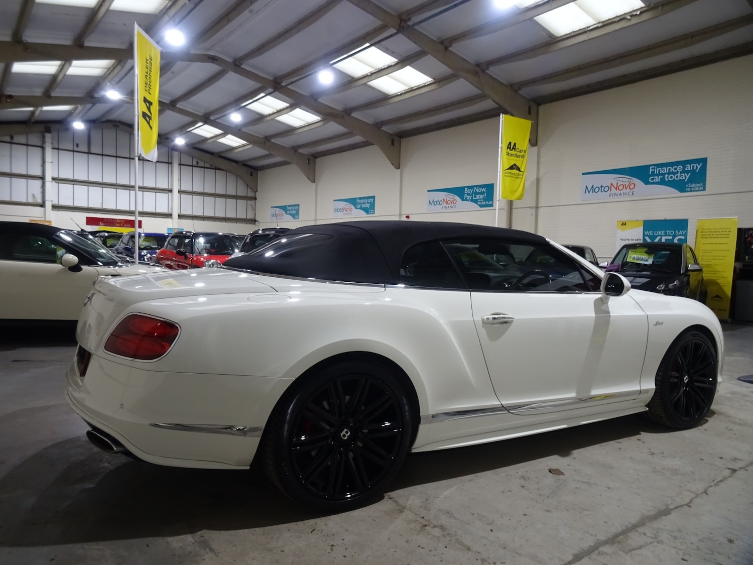 Used Bentley Continental 2015 for sale - 76681627: Photo 16