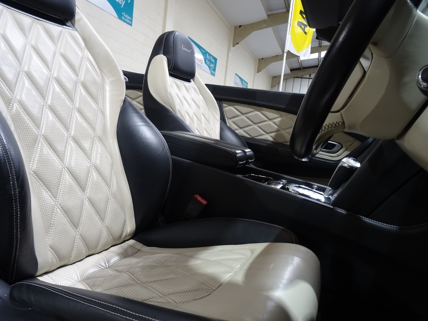 Used Bentley Continental 2015 for sale - 76681627: Photo 23