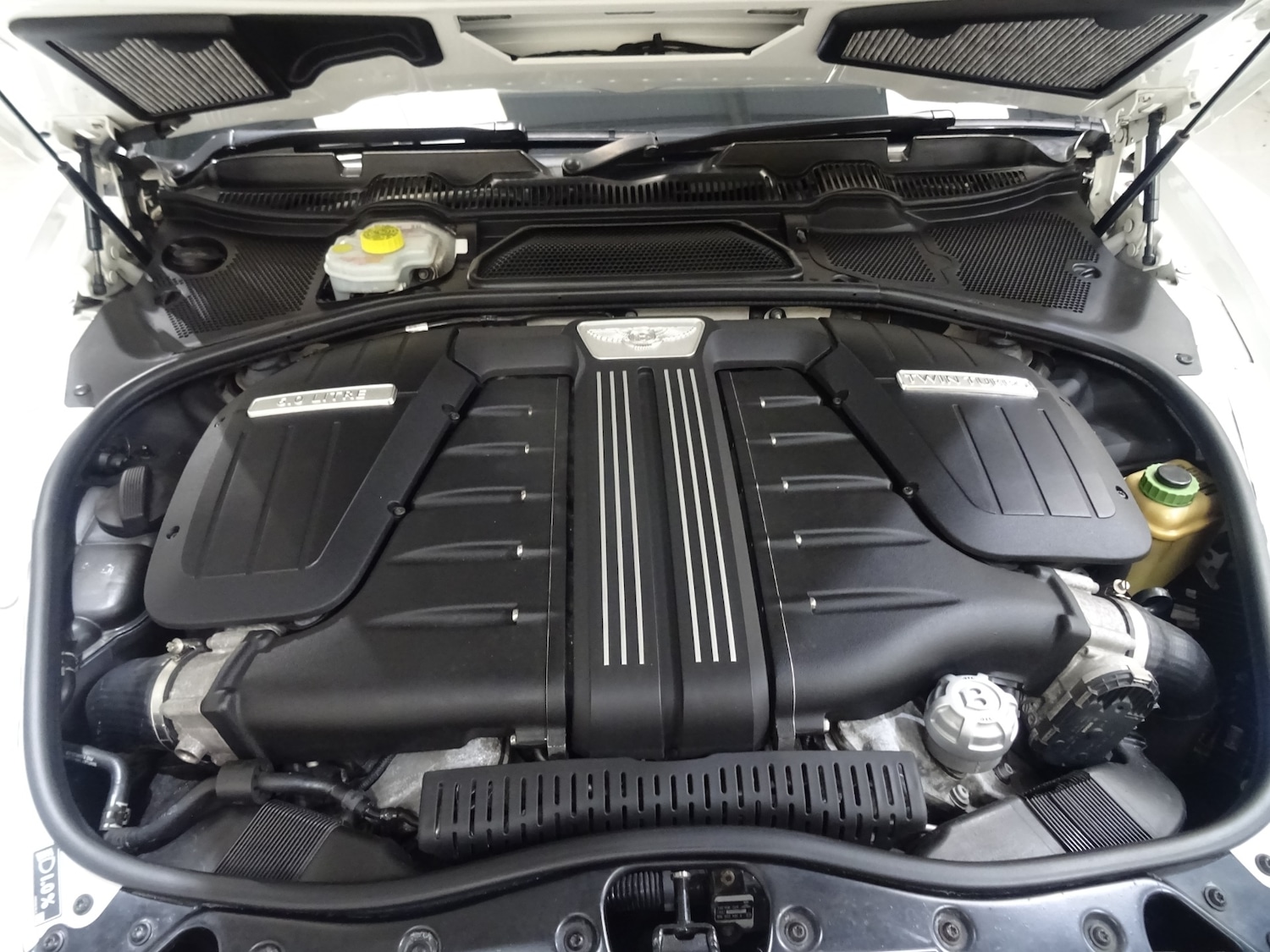 Used Bentley Continental 2015 for sale - 76681627: Photo 51