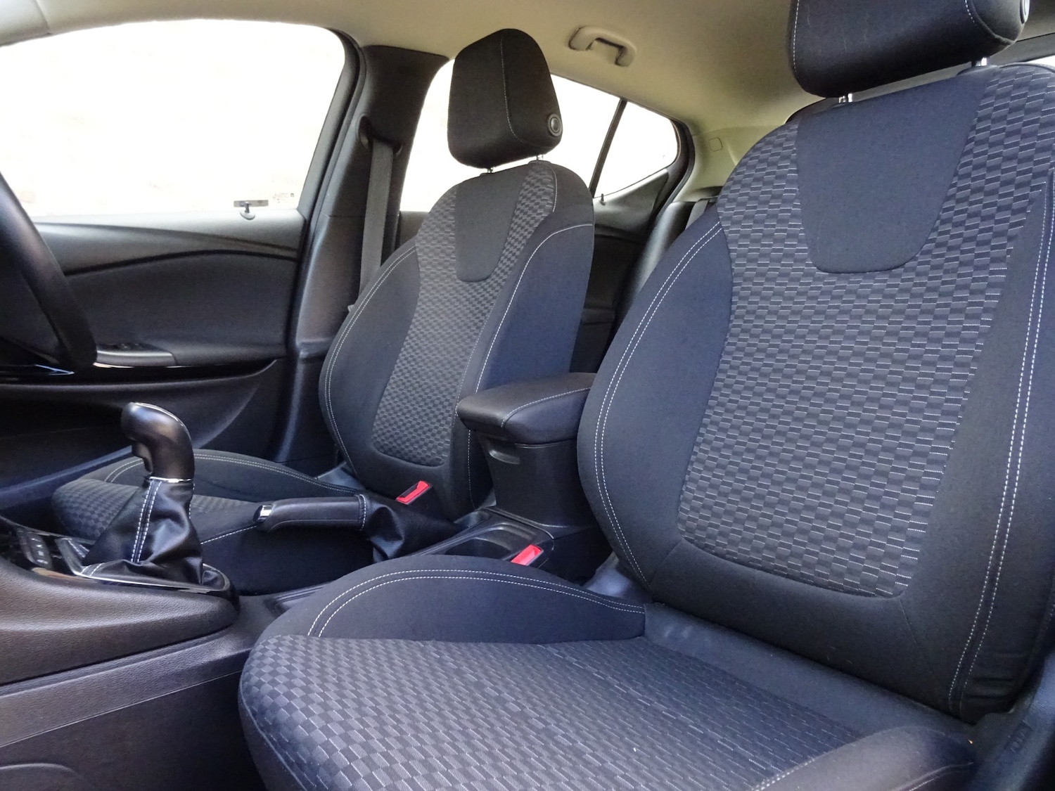 Used Vauxhall Astra 2017 for sale - 75945003: Photo 27