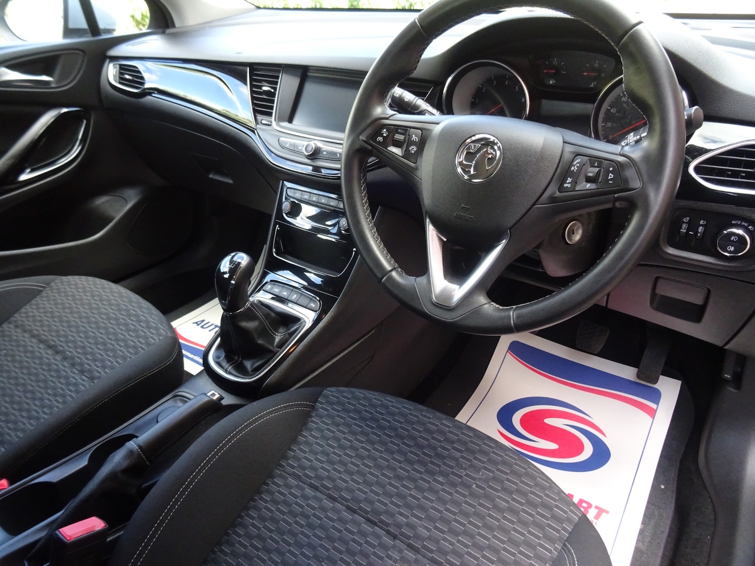 Used Vauxhall Astra 2017 for sale - 75945003: Photo 30