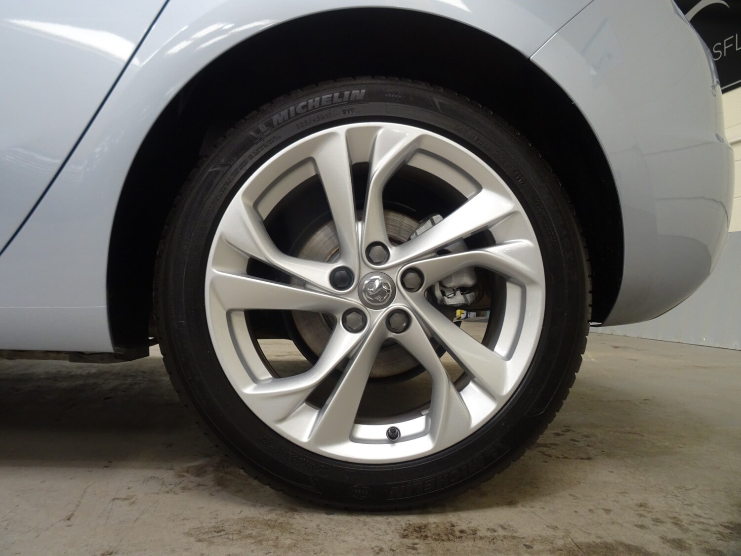 Used Vauxhall Astra 2017 for sale - 75945003: Photo 38