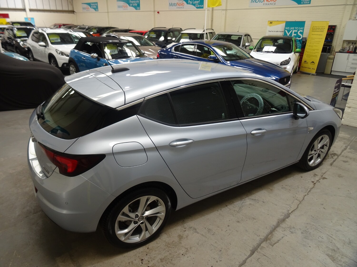 Used Vauxhall Astra 2017 for sale - 75945003: Photo 44