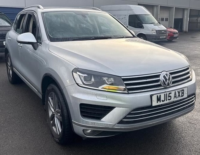 Used Volkswagen Touareg 2015 for sale - 76565402: Photo 1