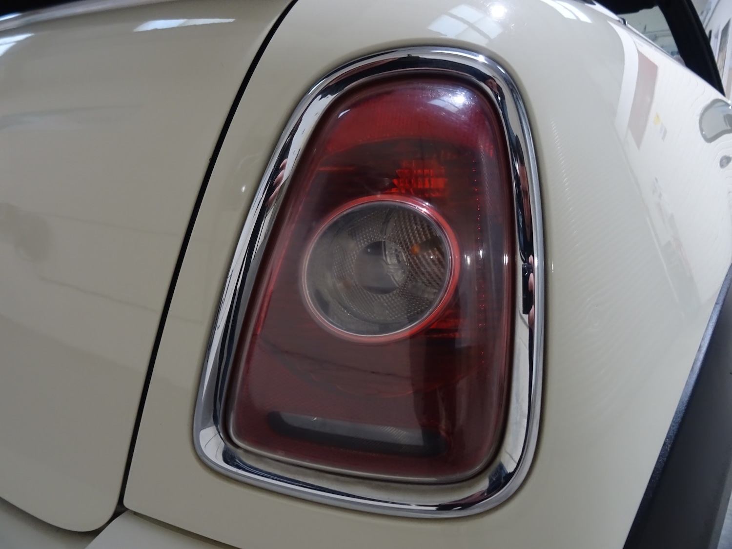 Used MINI Convertible 2010 for sale - 76374504: Photo 33