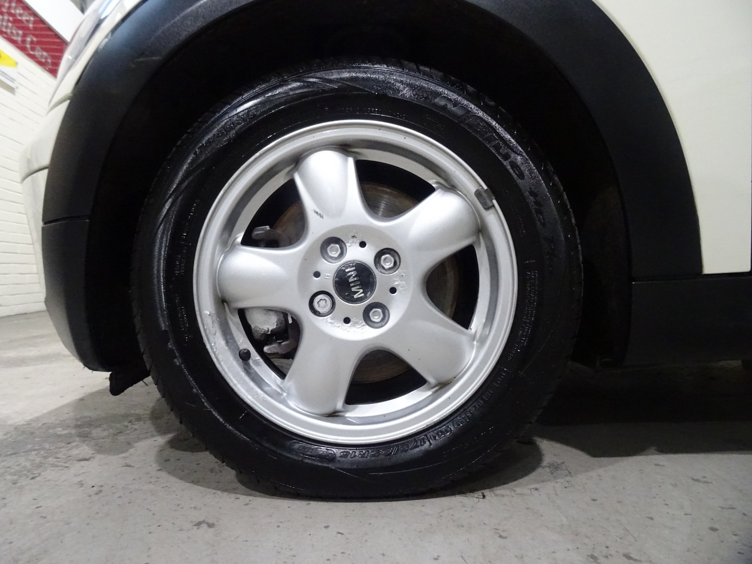 Used MINI Convertible 2010 for sale - 76374504: Photo 36