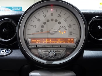 Used MINI Convertible 2010 for sale - 76374504: Photo