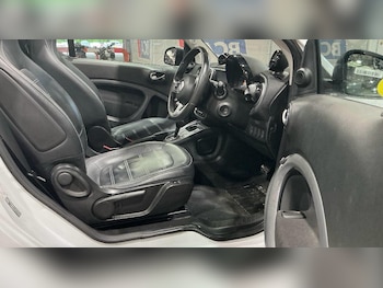 Used smart fortwo 2016 for sale - 78639850: Photo