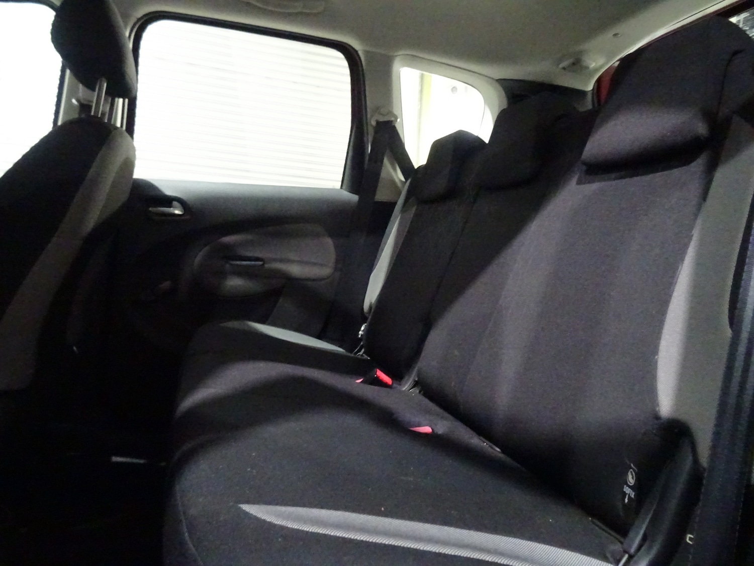 Used Citroen C3 Picasso 2015 for sale - 76908204: Photo 3