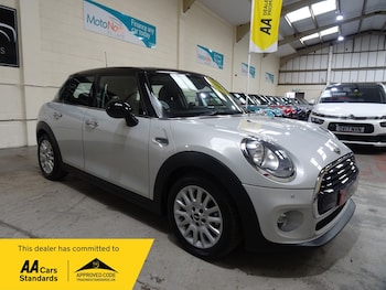 2015 (65) - 1.5 Cooper 5dr **LOW MILEAGE*ONLY 35000 MILES FROM NEW**