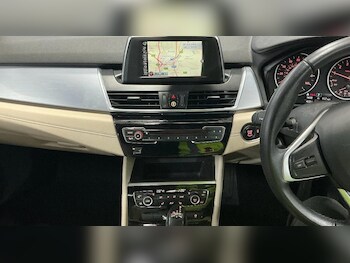 Used BMW 2 Series 2015 for sale - 77407206: Photo