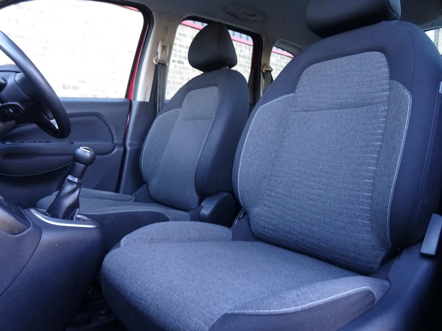 Used Citroen C3 Picasso 2016 for sale - 76791936: Photo 27