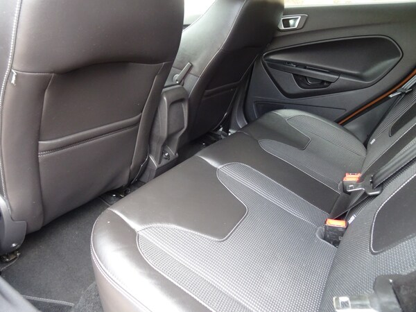 Used Ford Fiesta 2015 for sale - 74743431: Photo 29