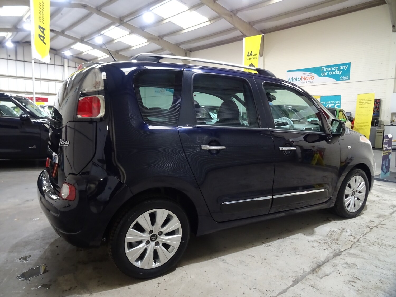 Used Citroen C3 Picasso 2013 for sale - 76343040: Photo 10