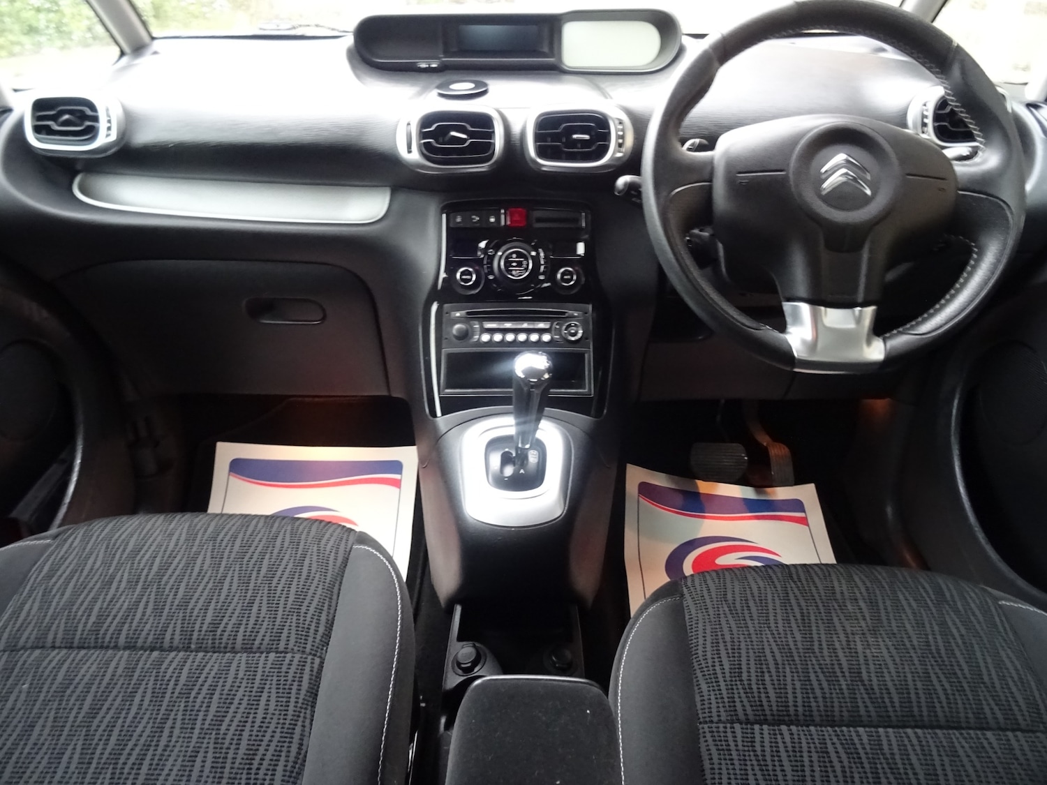 Used Citroen C3 Picasso 2013 for sale - 76343040: Photo 22