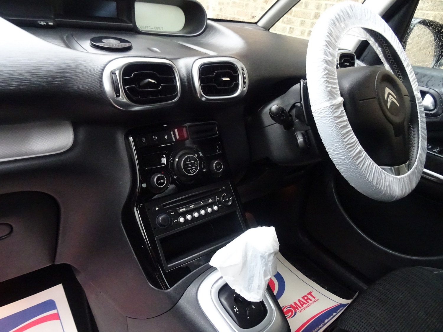 Used Citroen C3 Picasso 2013 for sale - 76343040: Photo 25