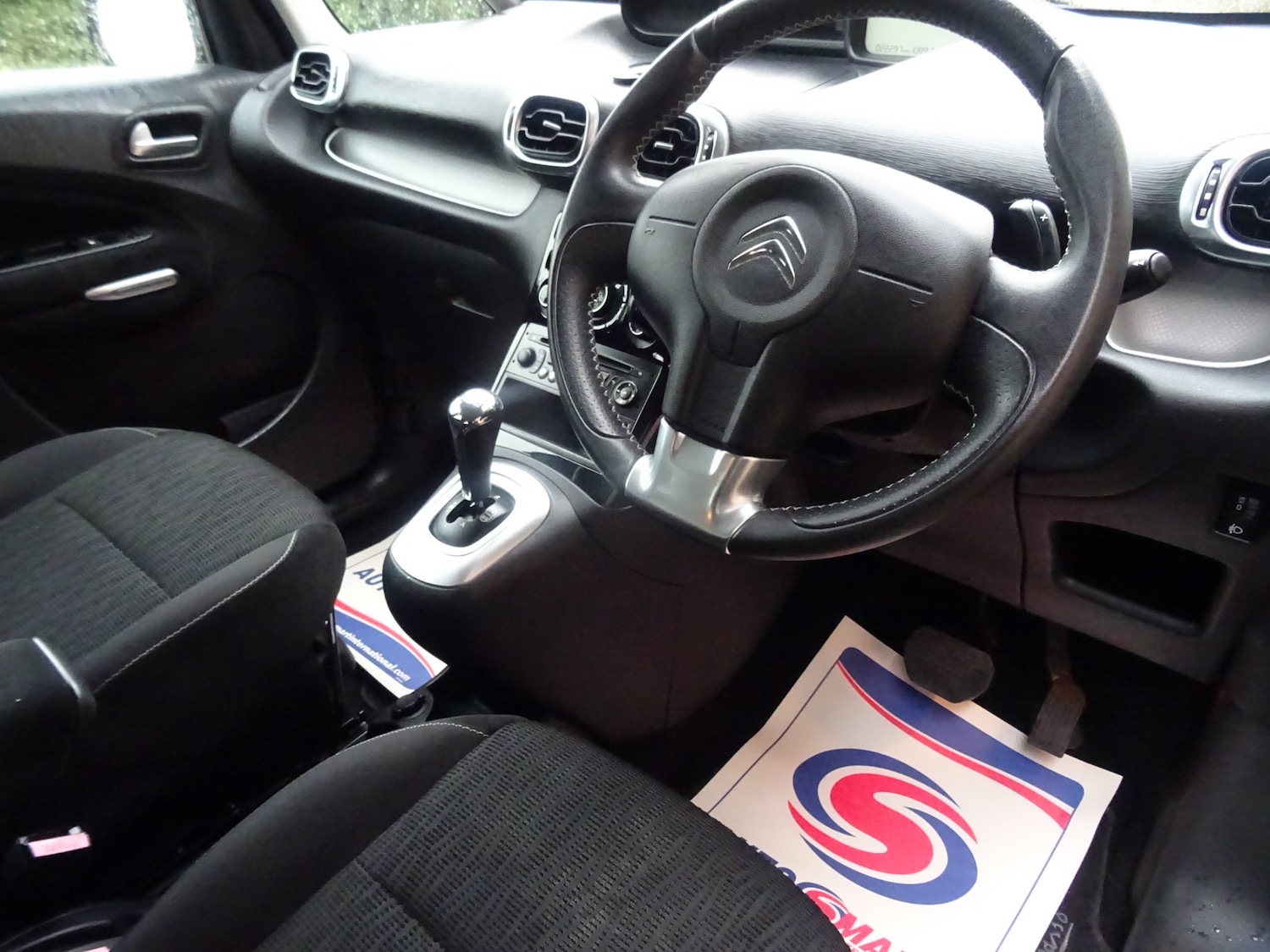 Used Citroen C3 Picasso 2013 for sale - 76343040: Photo 30