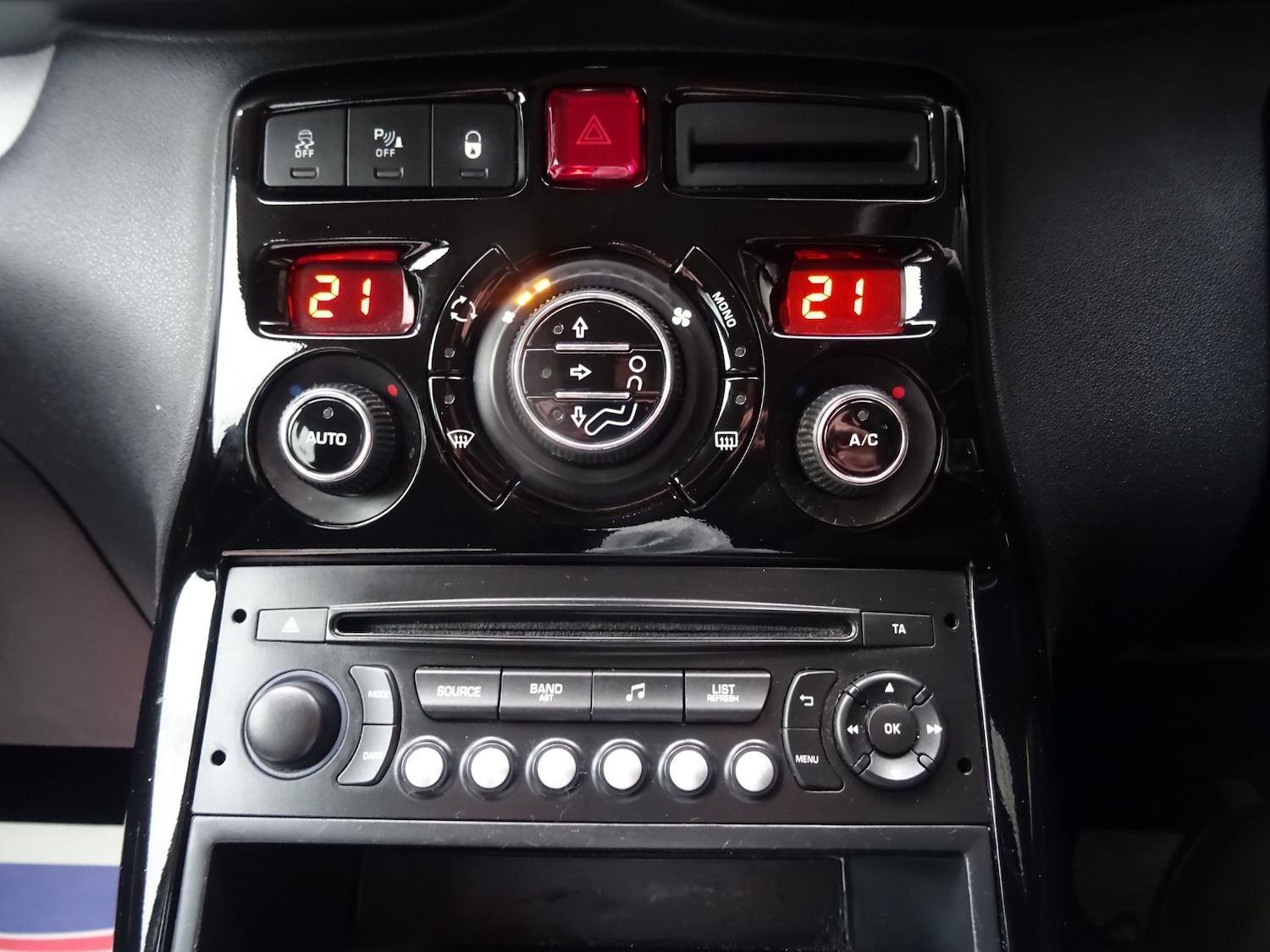 Used Citroen C3 Picasso 2013 for sale - 76343040: Photo 4