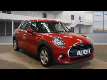 2017 (67) - 1.2 One 5dr Automatic **ULTRA LOW MILEAGE*ONLY 11000 MILES FROM NEW**