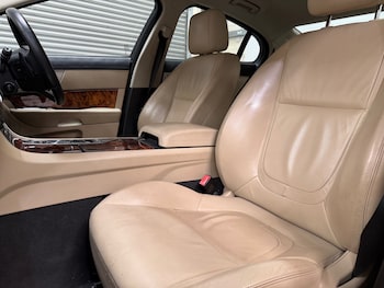 Used Jaguar XF 2013 for sale - 78817700: Photo