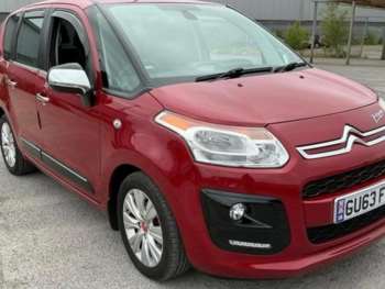 2013 (63) - 1.6 VTi 16V VTR+ Automatic **LOW MILEAGE*ONLY 32000 MILES FROM NEW** 5-Door
