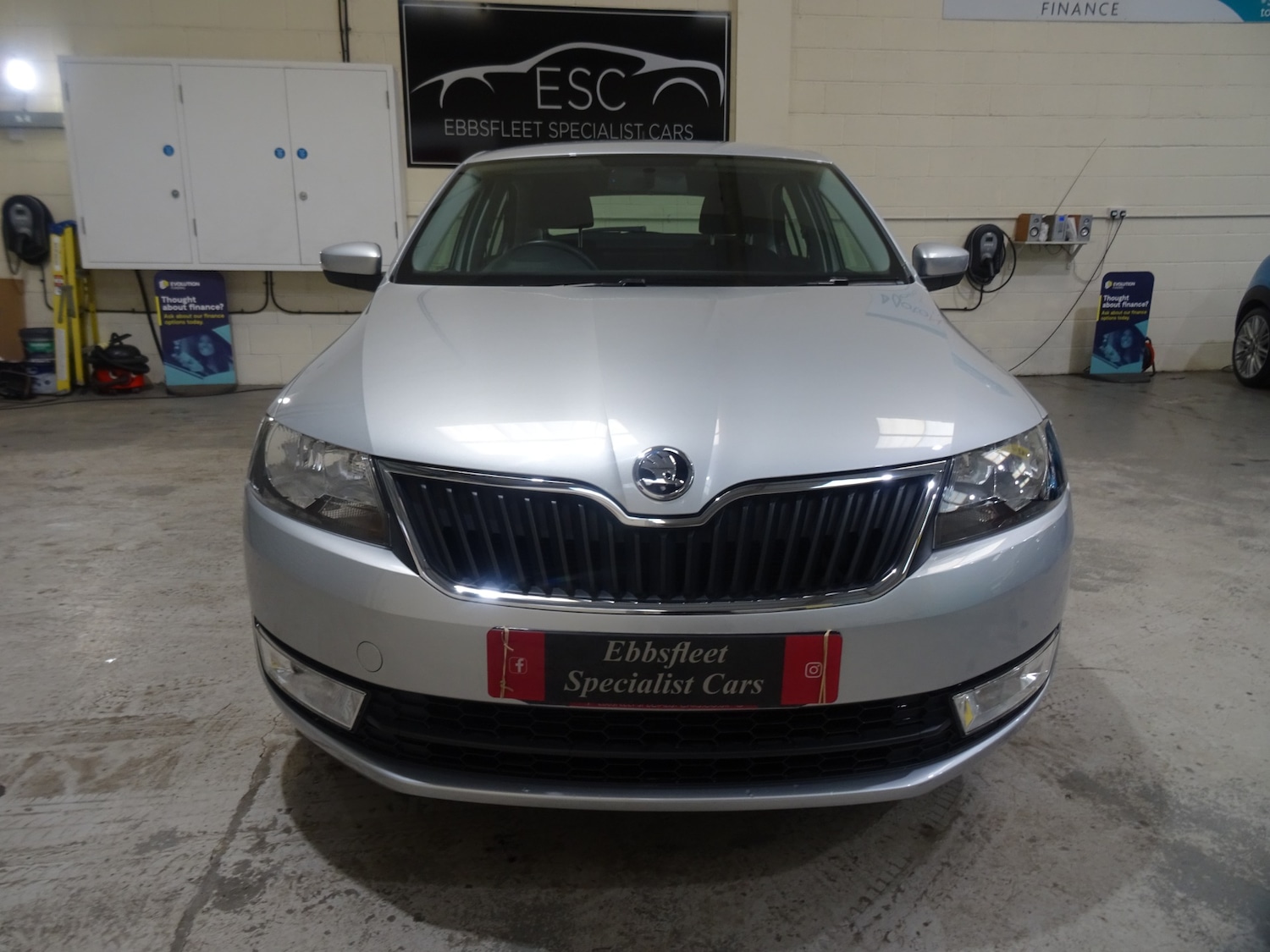 Used Skoda Rapid 2015 for sale - 76778110: Photo 6