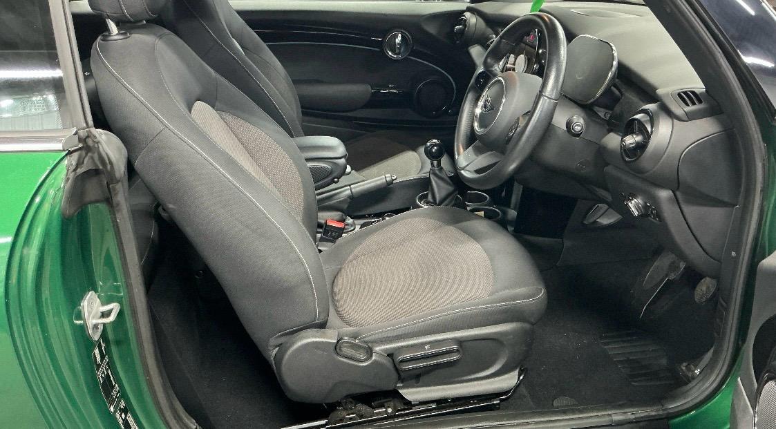 Used MINI Convertible 2021 for sale - 78038392: Photo 4