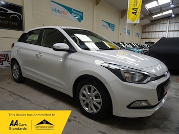 Used Hyundai i20 2016 for sale - 75944998: Photo
