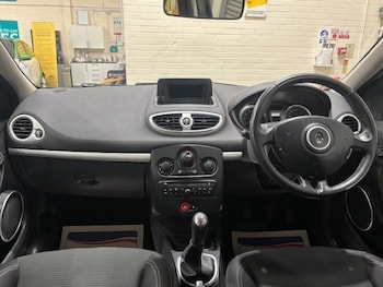 Used Renault Clio 2011 for sale - 75738726: Photo