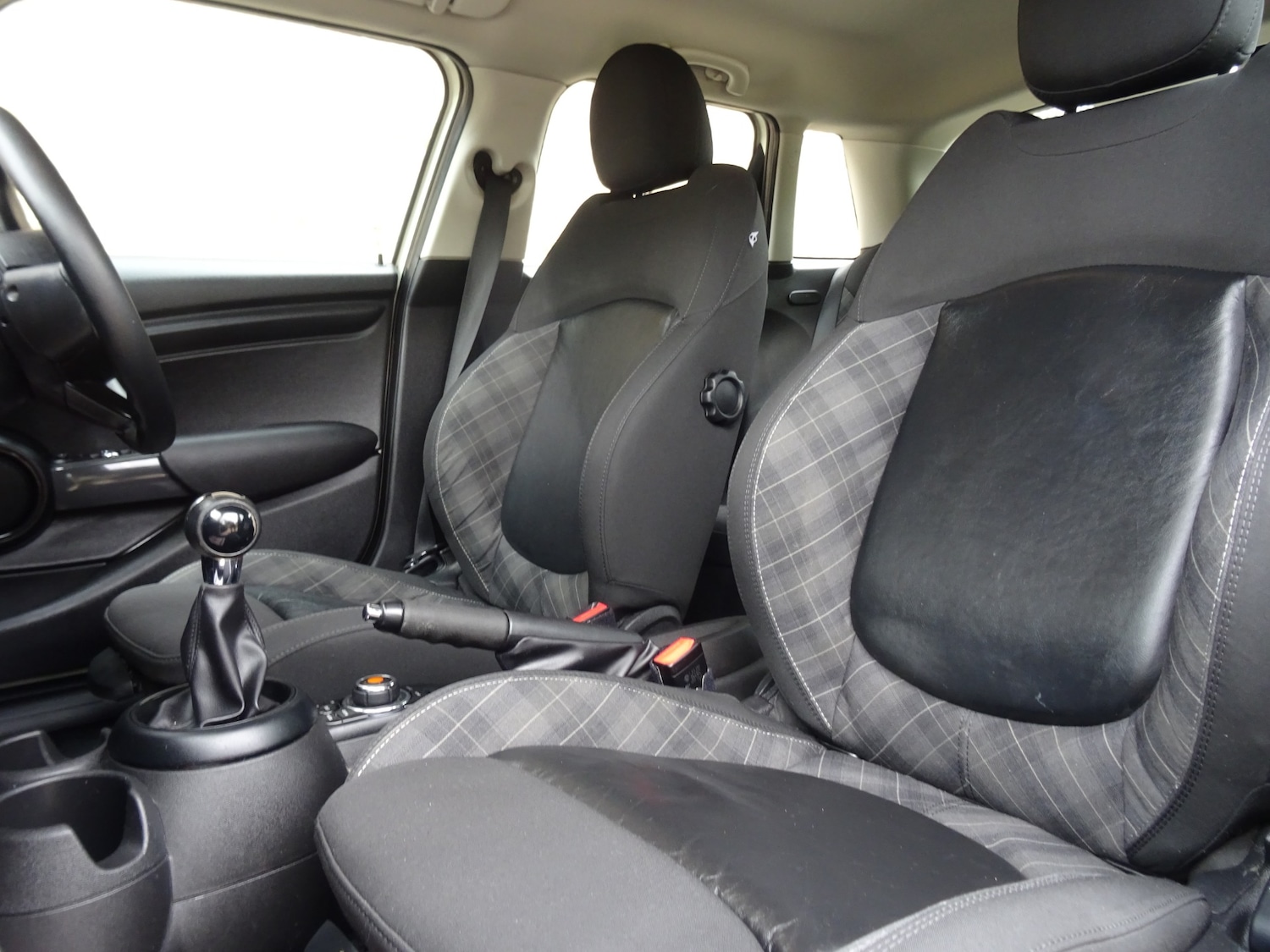 Used MINI Hatch 2014 for sale - 76017457: Photo 27