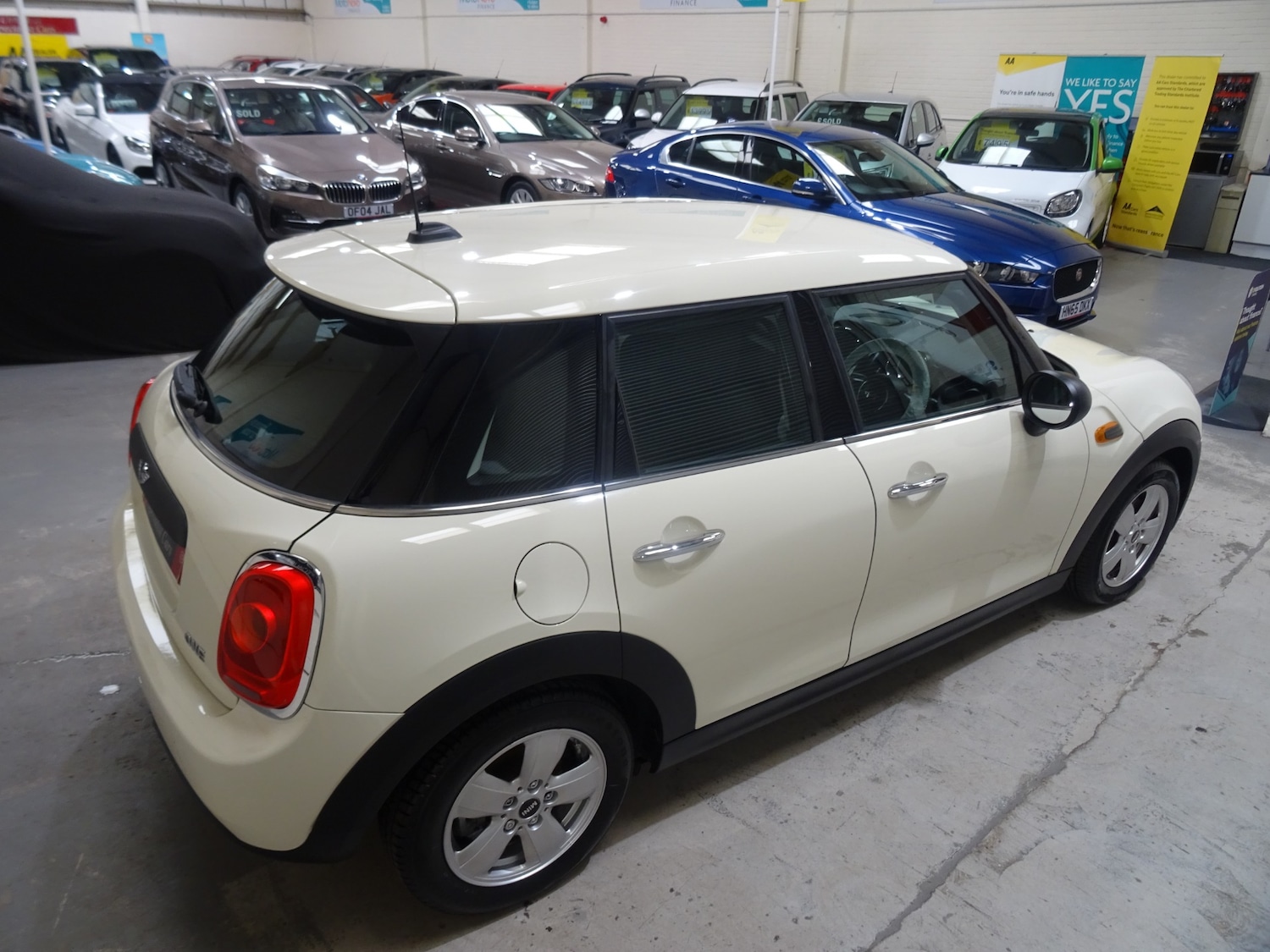 Used MINI Hatch 2014 for sale - 76017457: Photo 45