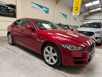 Used Jaguar XE 2018 for sale - 79504461: Photo
